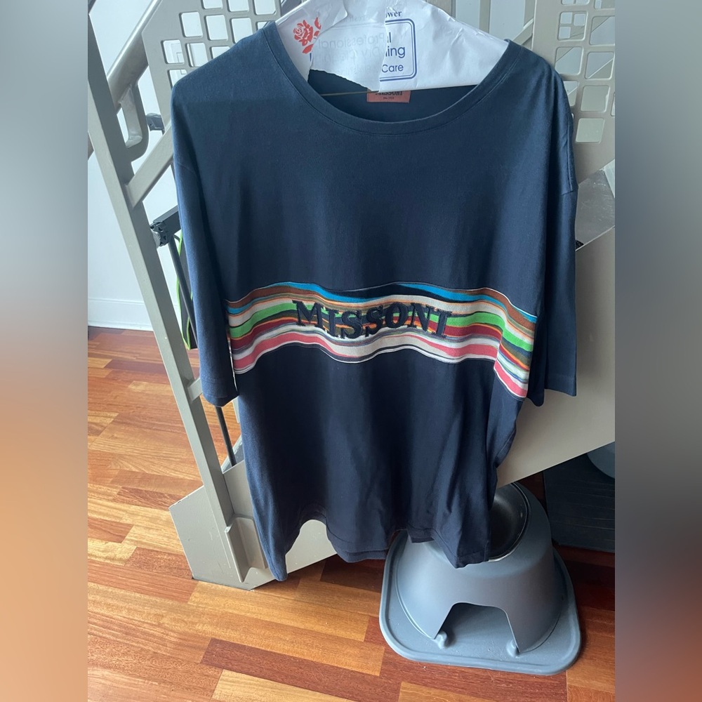 Extra large missoni shirt